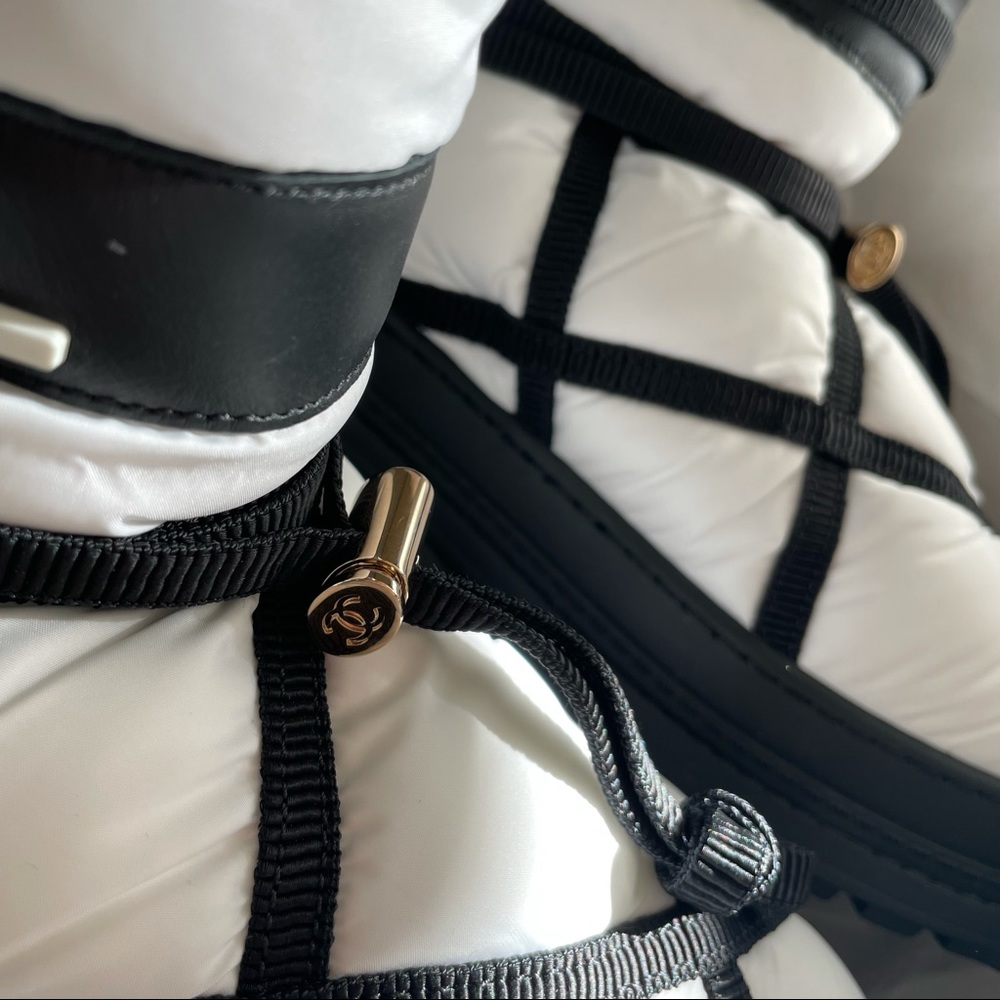 Authentic CHANEL Ice Cleats Snow Boots - Picture 9 of 14